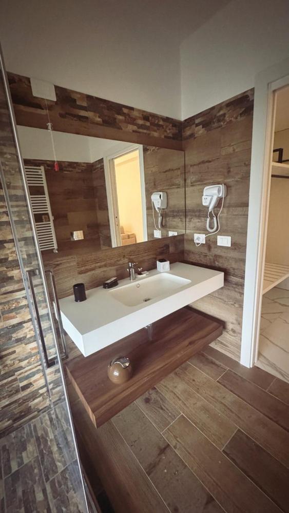 B&B Glass Paradise Катандзаро Екстер'єр фото